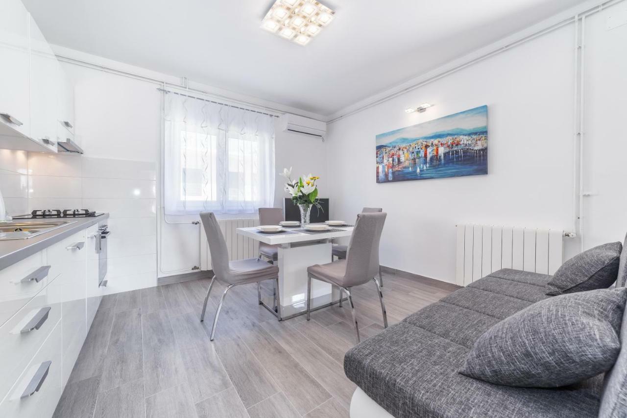 Neda House Apartment Vodice Bagian luar foto
